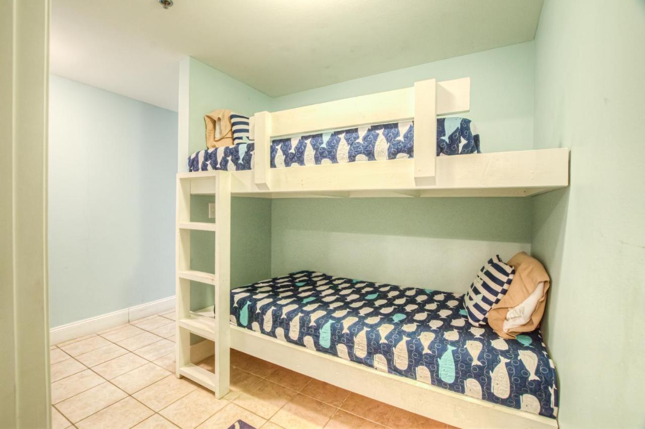 Holiday home Laketown Wharf 1435 By Aneliya